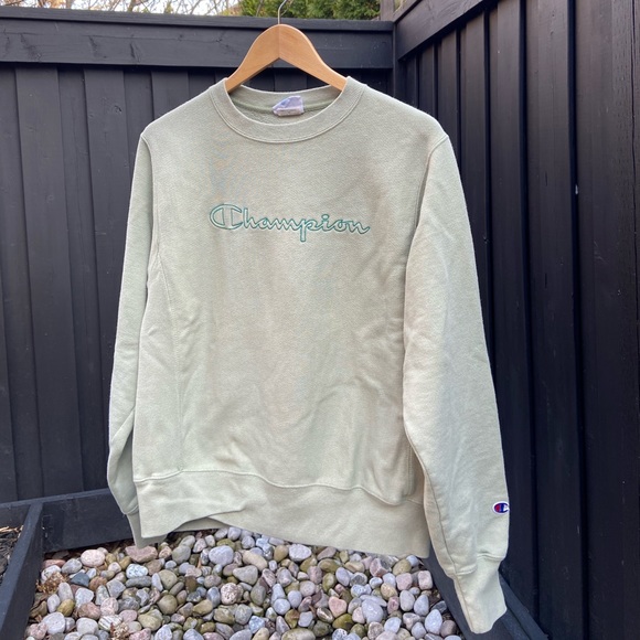 Green Champion crew neck sweater - Picture 2 of 7